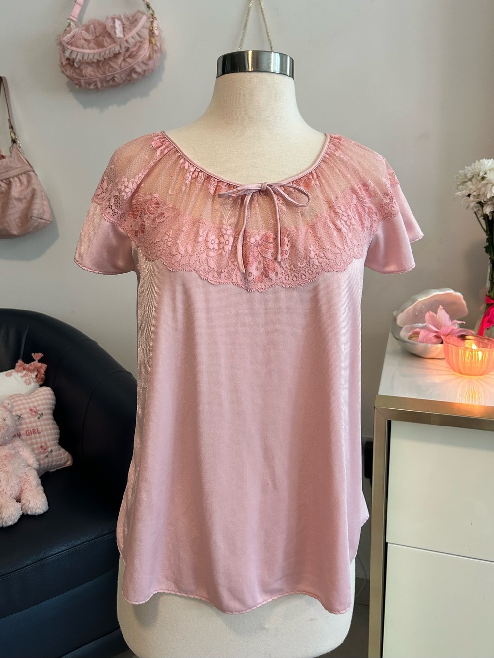 Wacoal Y2K Women's Pink Lace Satin Blouse